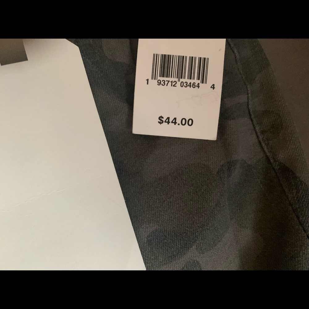 NWT! Camo High Waist Jeans. - Picture 5 of 5